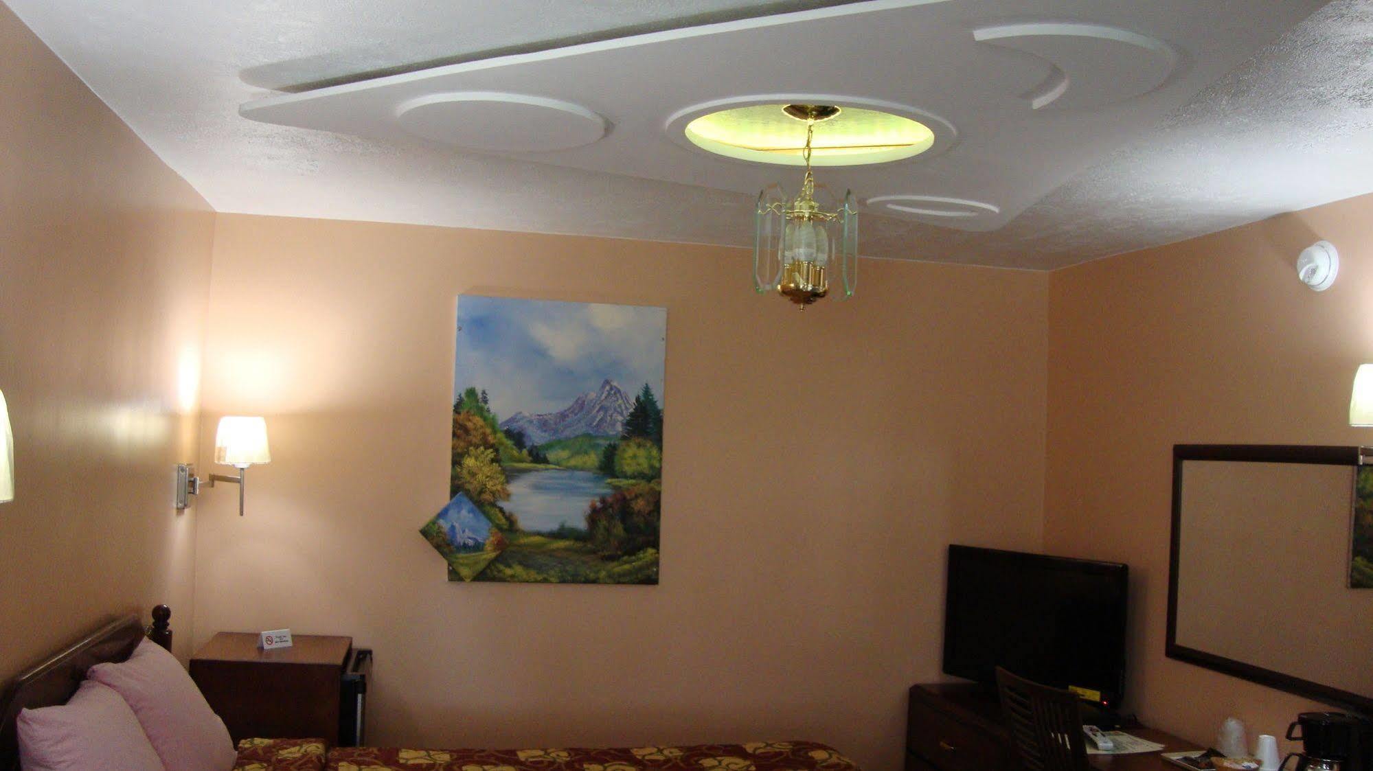 Pinconning Trail Inn Motel Kültér fotó